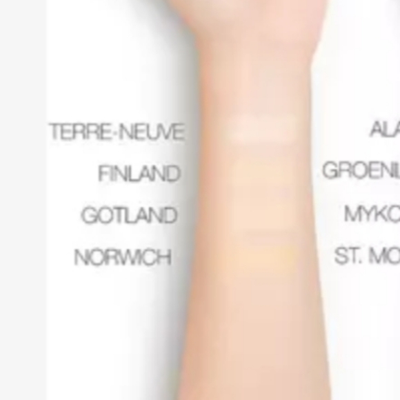 Light 1.5) NARS Pure Radiant Tinted Moisturizer - Picture 6 of 6